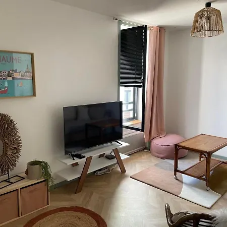 .surfin' La Chaume. Apartment *